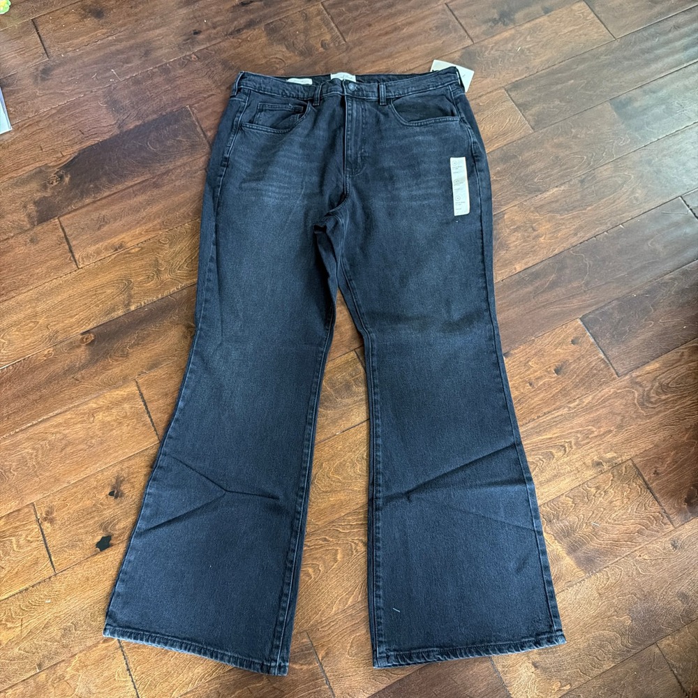 Universal Thread Womens High Rise Flare Jeans Washed Black Size 16 Regular NWT